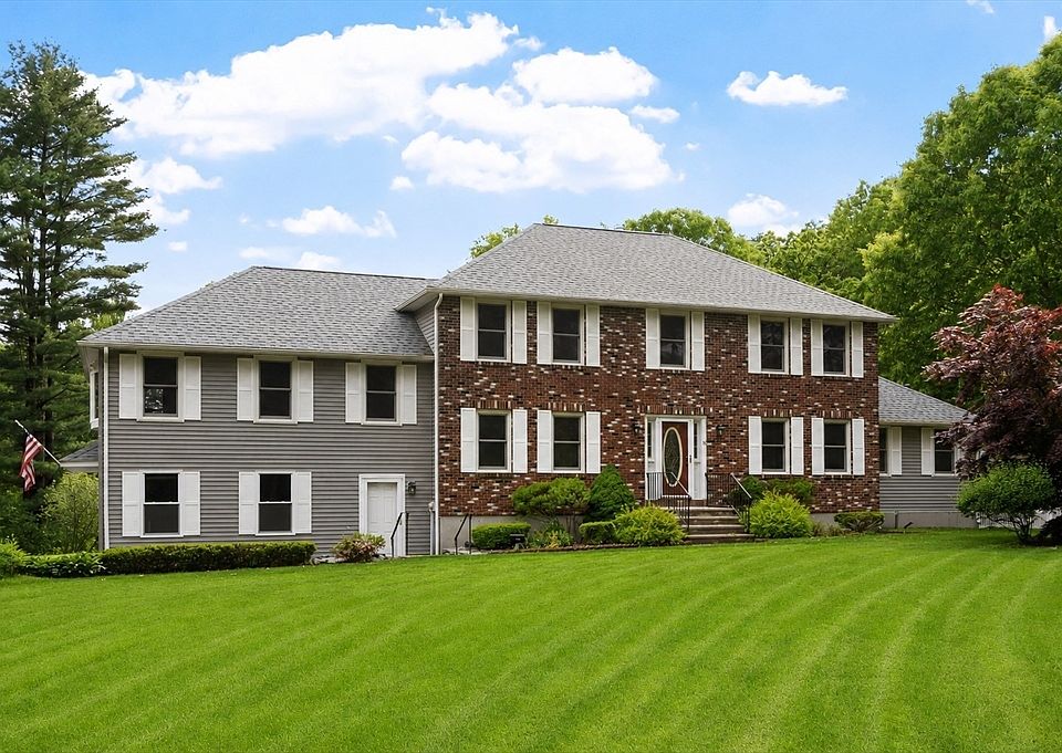 1st image of 30 Parker Rd