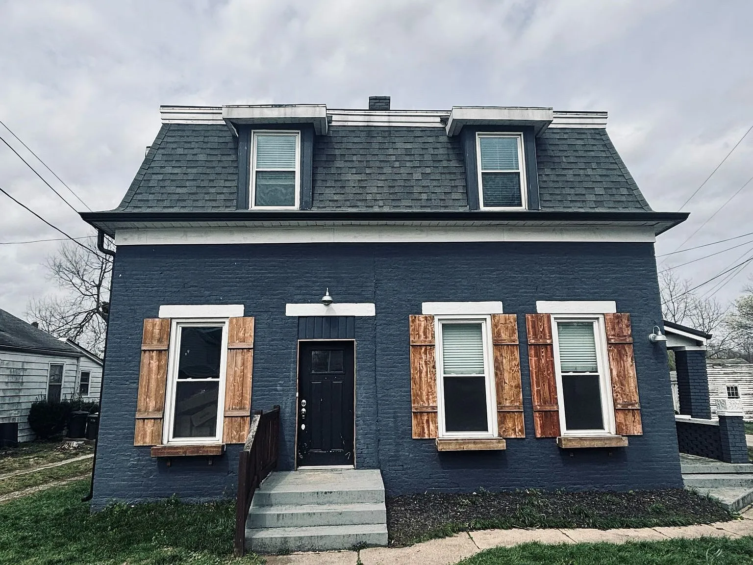 2 bed, 950 sqft, $1,350 — Photo 1