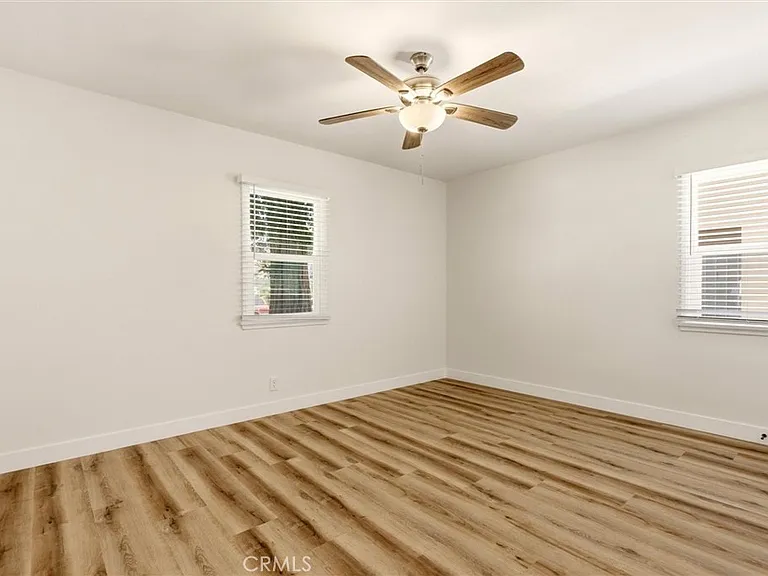 2151 Euclid Ave — Photo 12