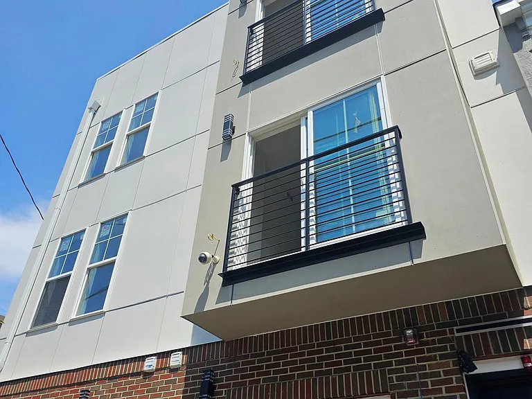 2230 Nicholson St SE #12 — Photo 10