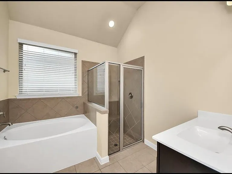 18923 Pine Harvest Ln — Photo 12