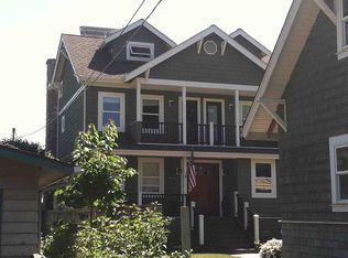 1027 NE 88th St, Seattle, WA 98115