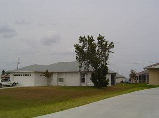 807 SW 11th Ave, Cape Coral, FL 33991