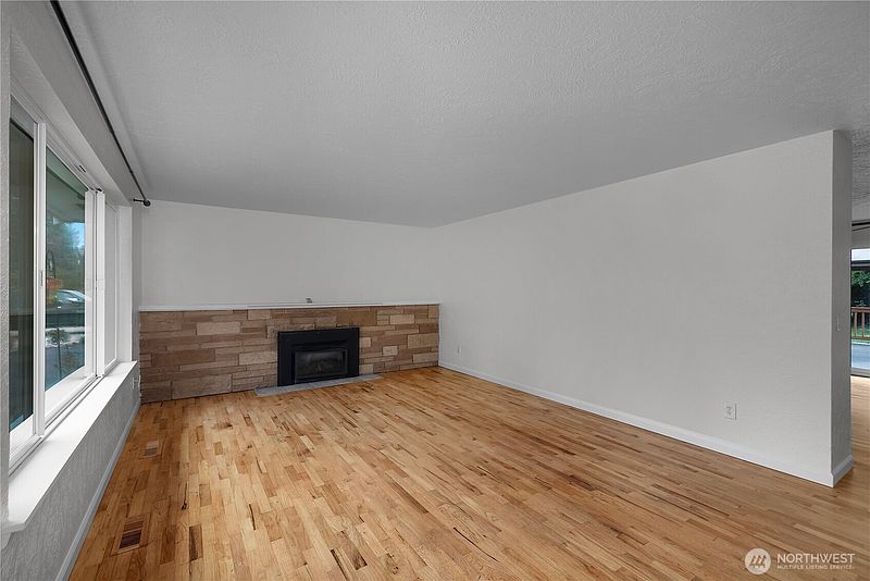 4th image of 5409 22nd Avenue SE