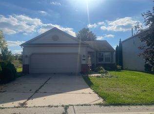 4904 Meadow Crest Cir #60, Holly, MI 48442