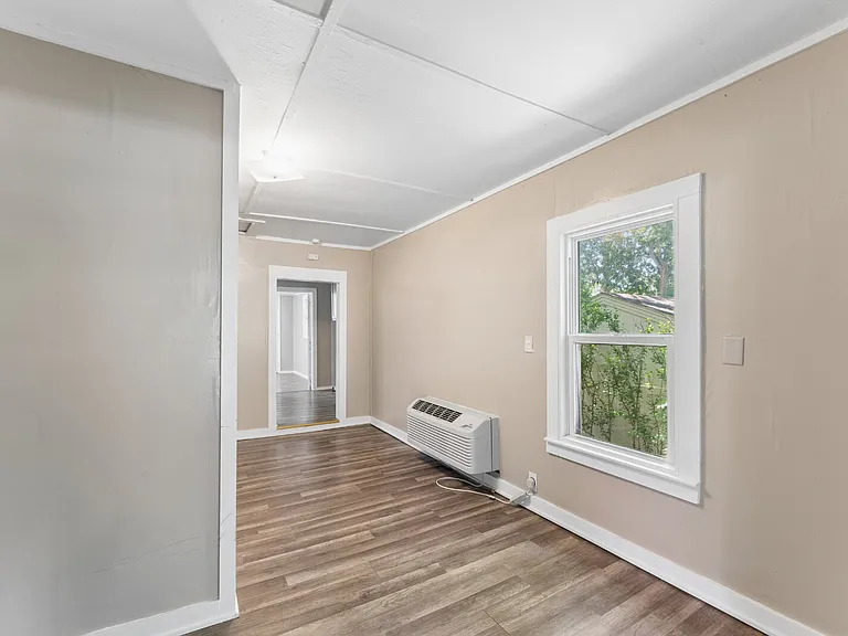 33225 W 83rd St — Photo 12