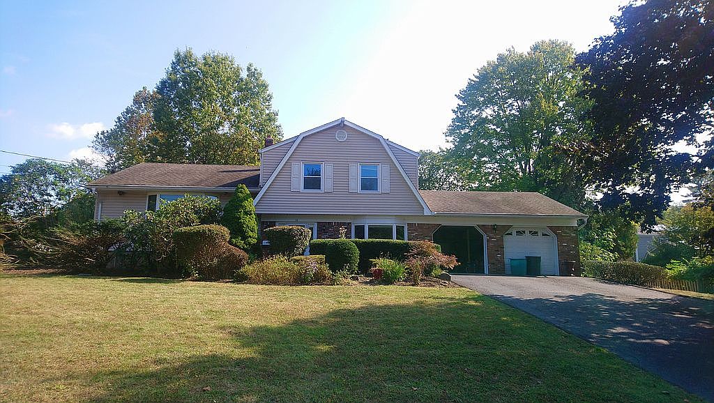 15 Blauvelt Dr, Harrington Park, NJ 07640 Zillow