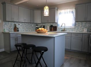 215 Sand Creek Rd, Albany, NY 12205