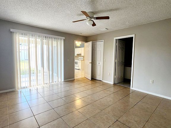 5th image of 338 Sherborne Ln