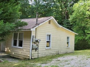 1486 Dry Valley Rd, Rossville, GA 30741