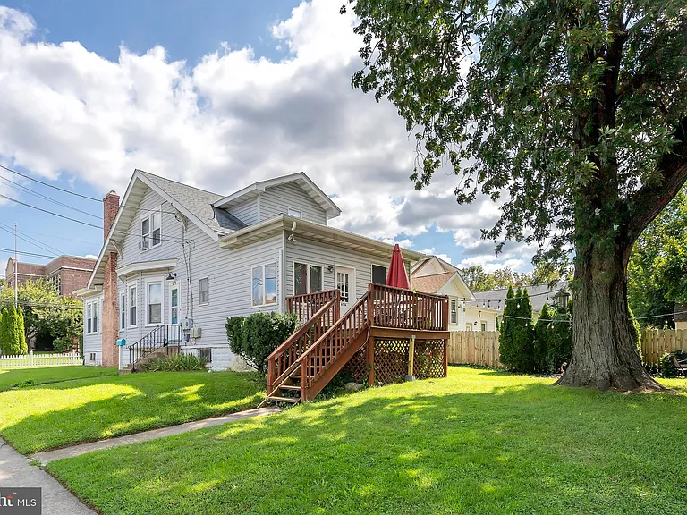 674 Johnson Ave #B — Photo 13
