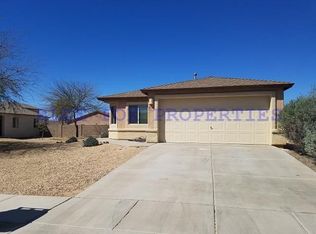 8400 W Benidorm Loop, Tucson, AZ 85757