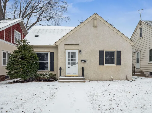 3113 Zenith Ave N, Robbinsdale, MN 55422