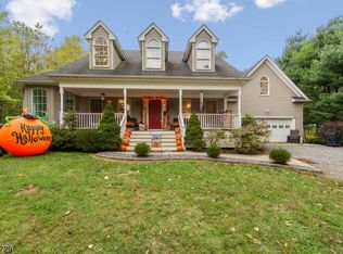 512 Hollow Rd, Skillman, NJ 08558