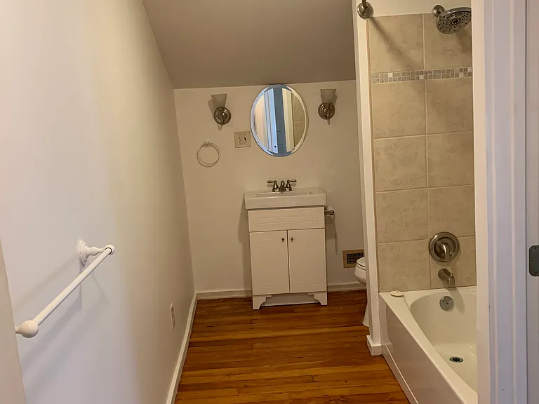 211 Bowerman Rd — Photo 22