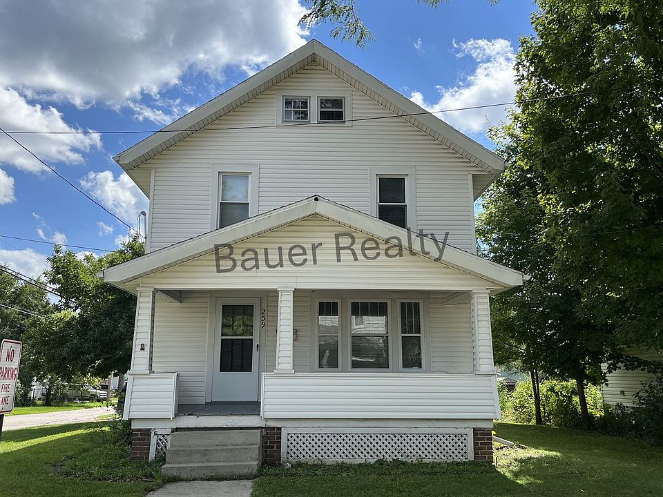 1st image of 259 E 10th St