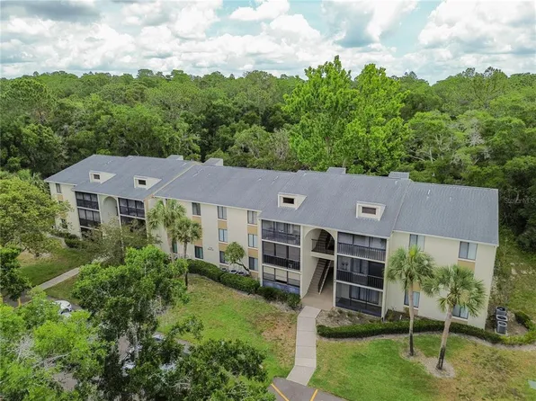 3232 Lake Pine Way E APT F3, Tarpon Springs, FL 34688