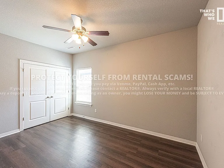 211 Grove Ln — Photo 13