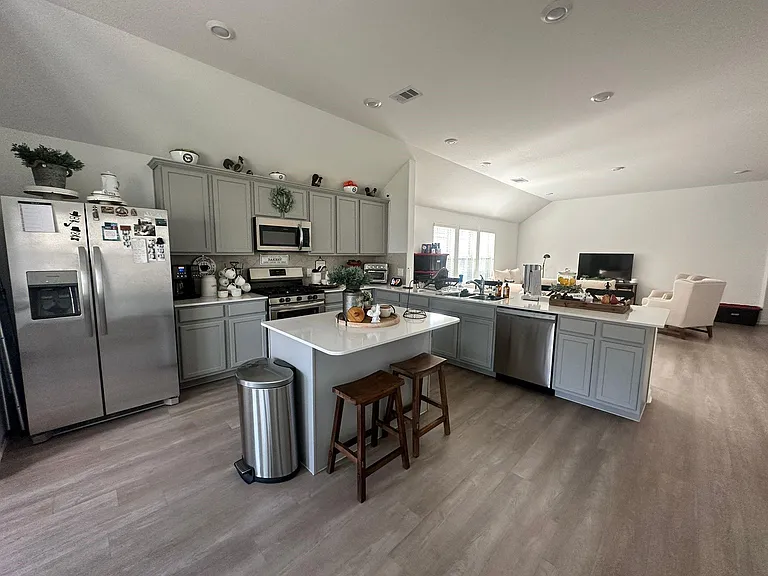 25406 Rustic Square Trce — Photo 5