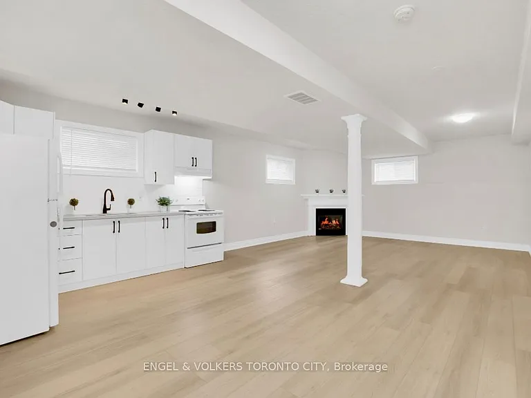 125 Sovereigns Gate #LOWER — Photo 5