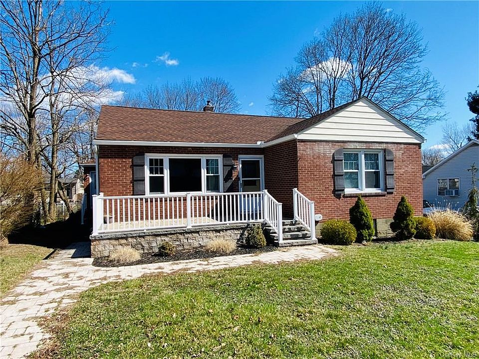 1st image of 228 Leslie Ave