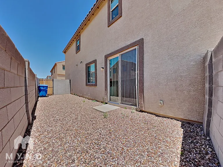 5420 W Albeniz Pl — Photo 22