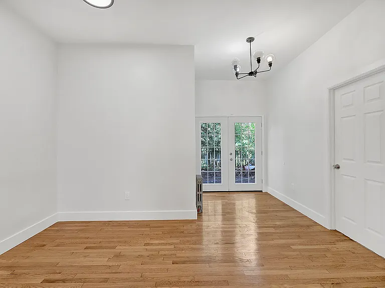 9716 Farragut Rd #1 — Photo 8