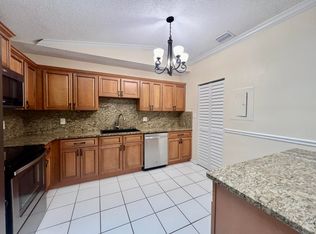 1431 Captains Walk #17, Fort Pierce, FL 34950
