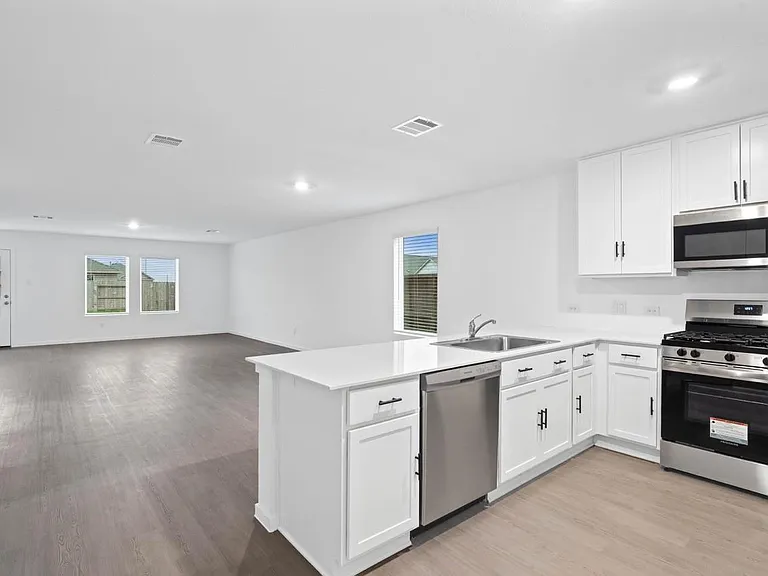 2074 Solstice Landing Dr — Photo 18