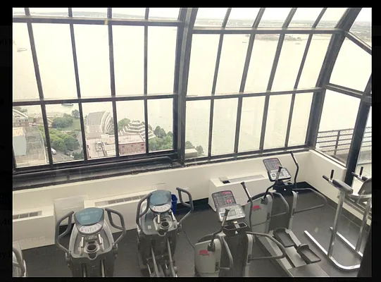 Rented by Compass | media 21