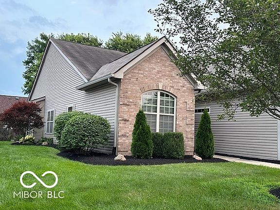 2nd image of 6953 Willow Pond Dr