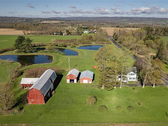3rd image of 647 Iradell Rd