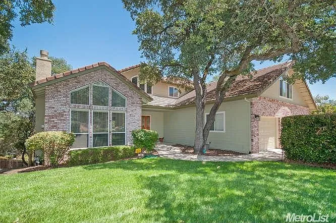 2607 Pendleton Dr photo 1