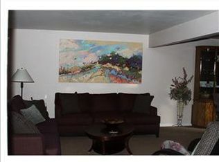 2942 Arrowhead Ct, Export, PA 15632