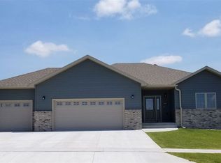 5107 S Ave, Kearney, NE 68847