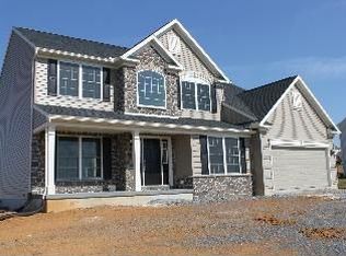 230 Crimson Ct, Lebanon, PA 17042