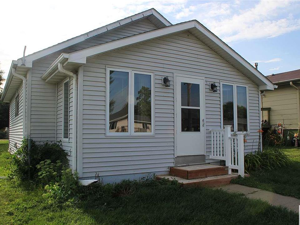 1st image of 107 Louis Ave