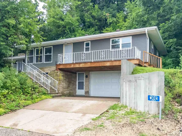 W324 Lipinski Ln, Fountain City, WI 54629