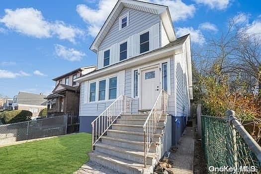 1st image of 416 Vanderbilt Avenue