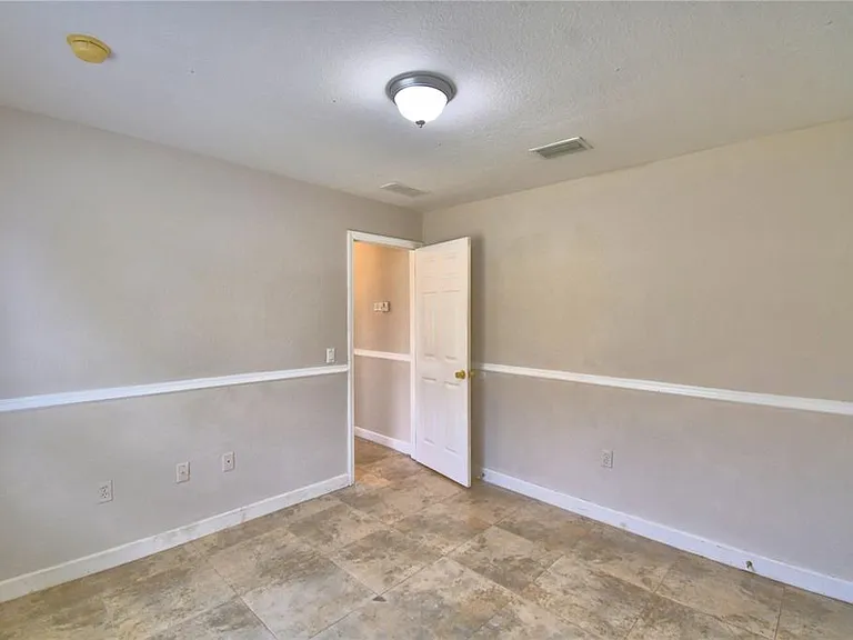 223 Grouper Ct — Photo 43