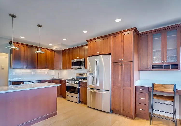 4720 Chevy Chase Dr #401 — Photo 2