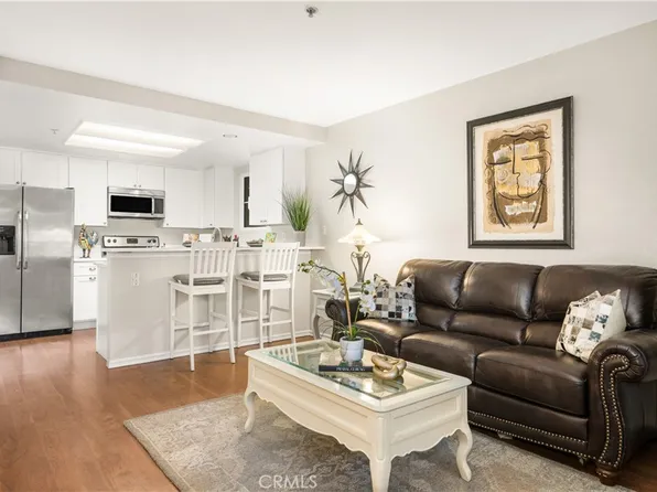 2800 Keller Dr APT 264, Tustin, CA 92782