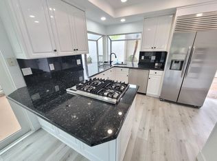 431 Vista Suerte, Newport Beach, CA 92660