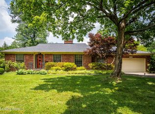 7019 Graymoor Rd, Graymoor Devondale, KY 40222