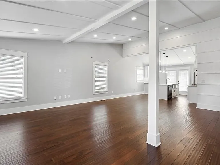 3258 Highland Dr SE — Photo 7