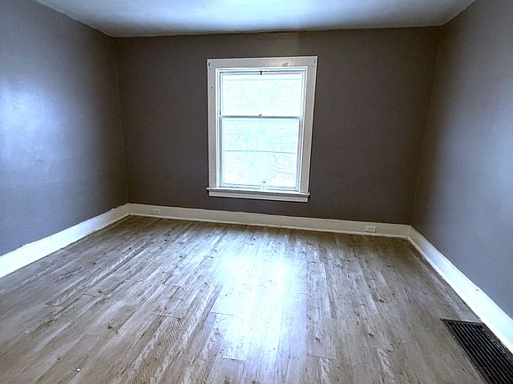4th image of 428 E 27th St #2
