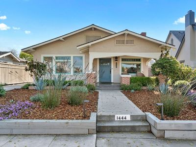 1444 N College Ave, Fresno, CA, 93728