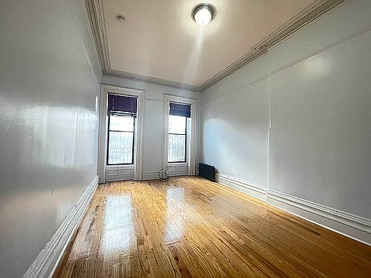 5th image of 831 Bushwick Ave #4