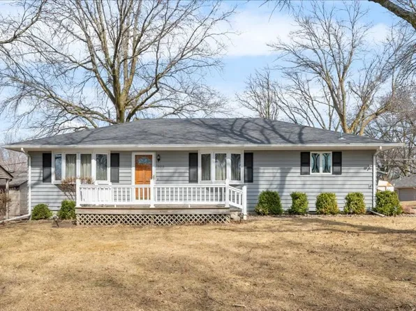 203 E Pioneer Ave, Shenandoah, IA 51601