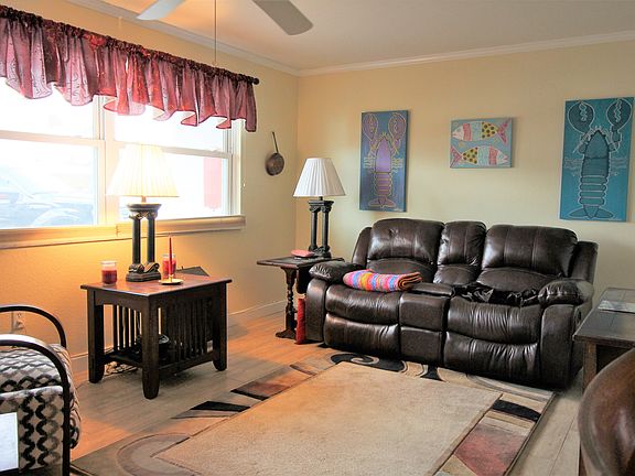 3rd image of 3018 59th St S APT 106